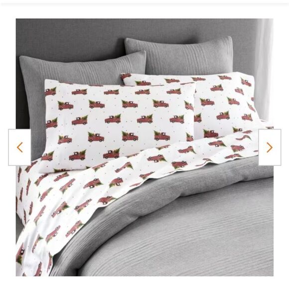 Cozy  Cotton Flannel Red Vintage Woody Truck 4-Piece Sheets. Full - Picture 1 of 5